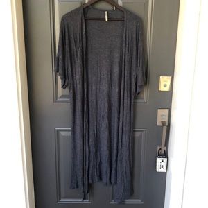 Midi length short sleeve sweater